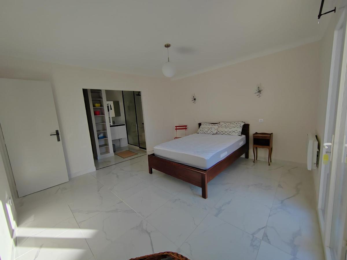 Holiday home Maison Provencale Renovee Pernes-les-Fontaines